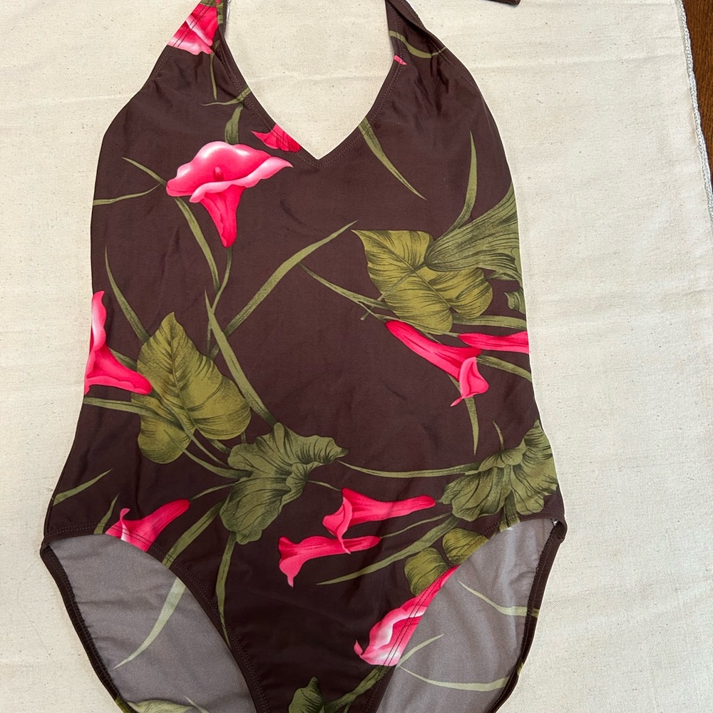 Cherokee Brown & Pink. 1 Piece Floral Swimsuit. Halter neckline. Vintage.